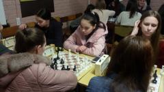 Універсіада КДПУ з шахів серед жіночих команд