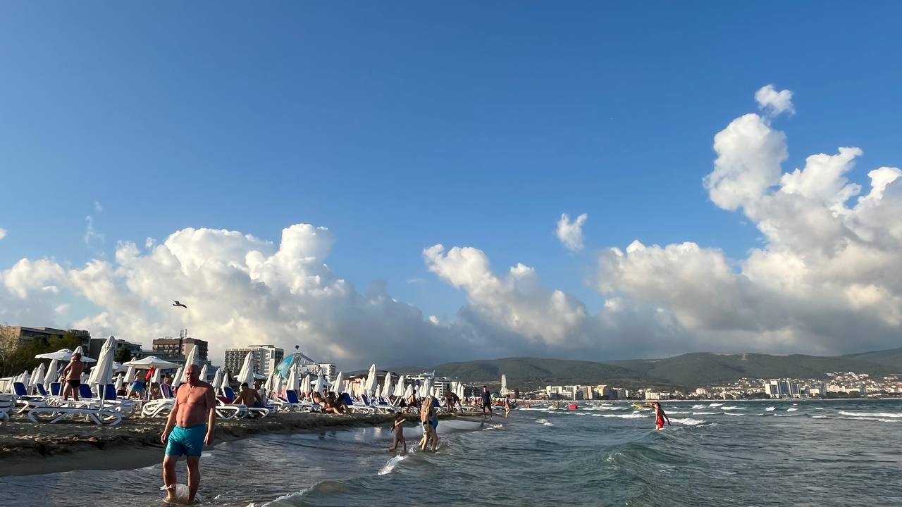 photo 2025 10 14 10 14 28