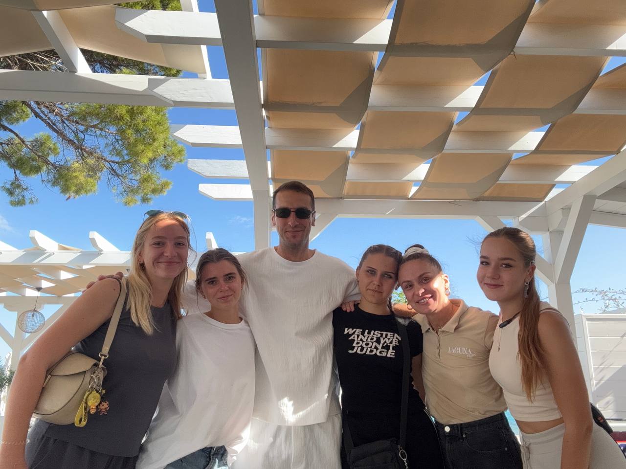 photo 2025 10 15 22 07 54