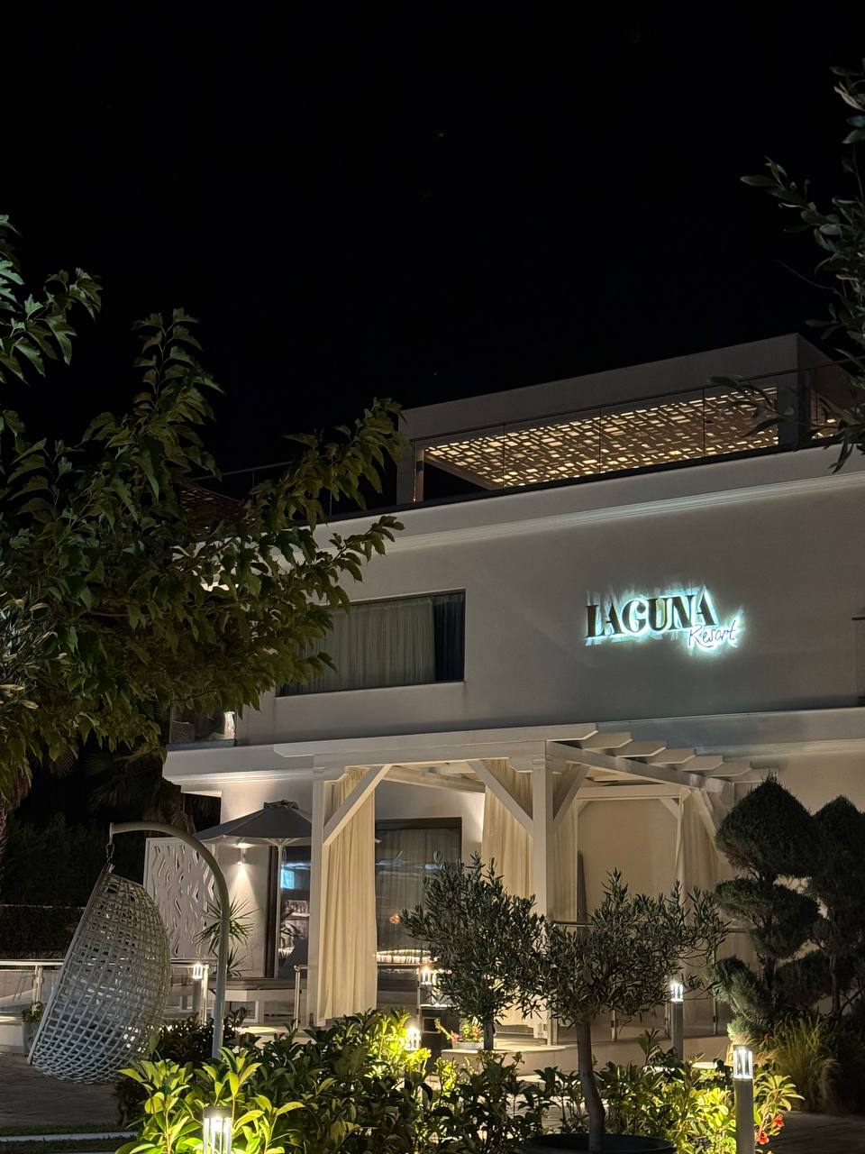 photo 2025 10 15 22 08 48