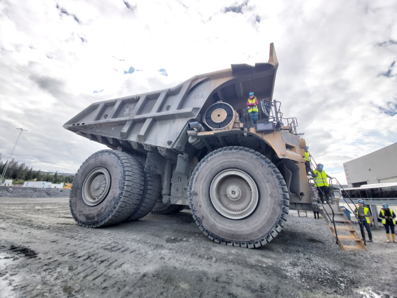 photo 2025 09 06 23 16 34