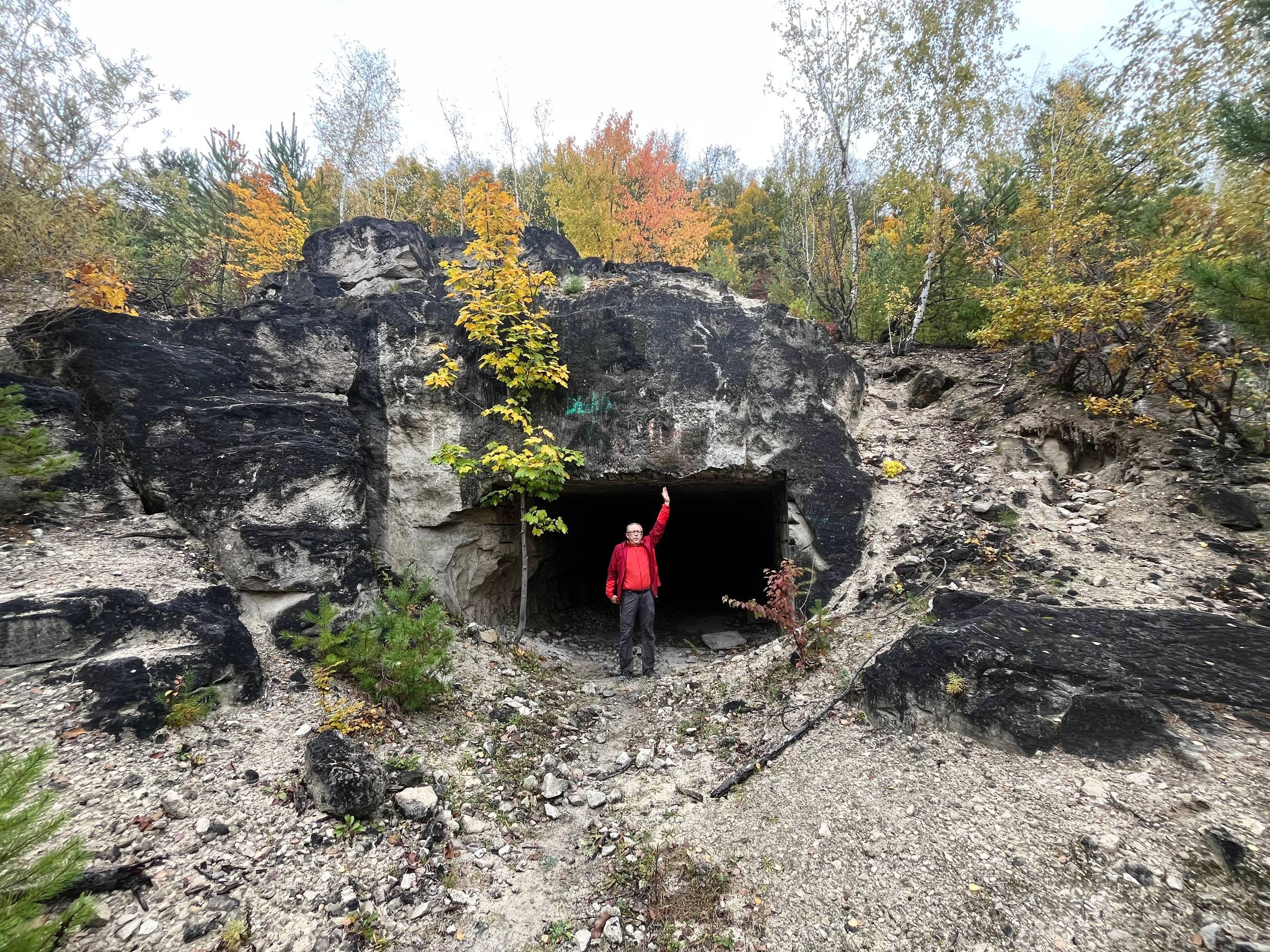 photo 2025 10 12 21 32 49