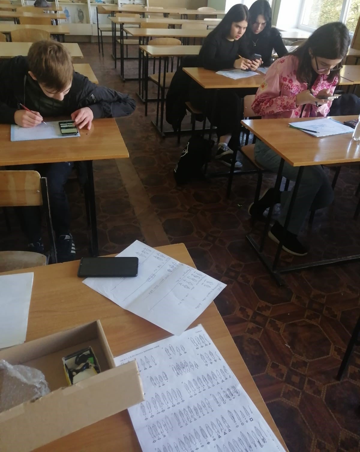 e25c40fb d902 4639 93e9 0423edfef0ff